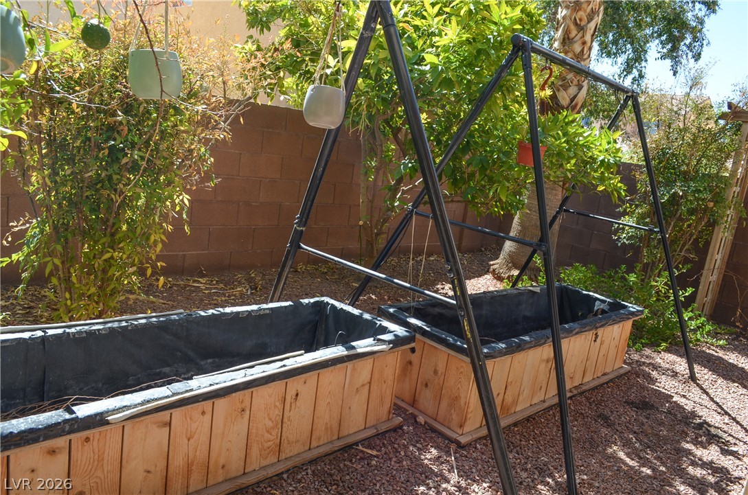 5596 Prospectors Creek Way Property Photo 53