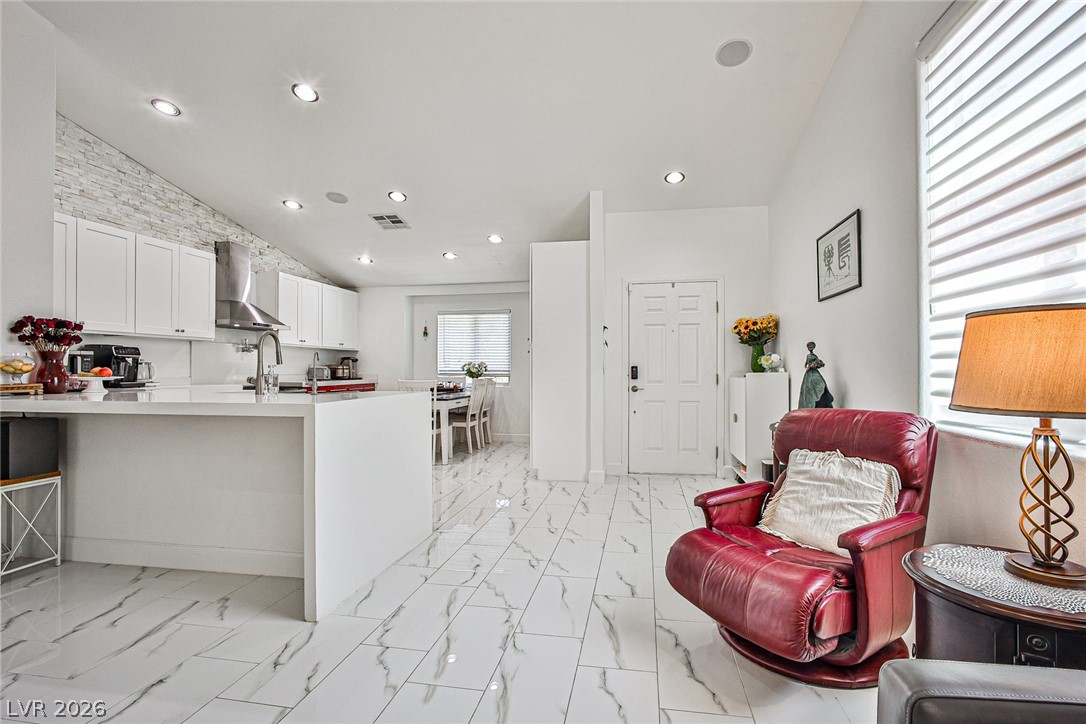 11061 Bandol Place Property Photo 6