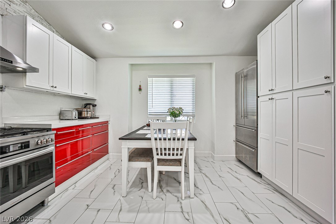 11061 Bandol Place Property Photo 7