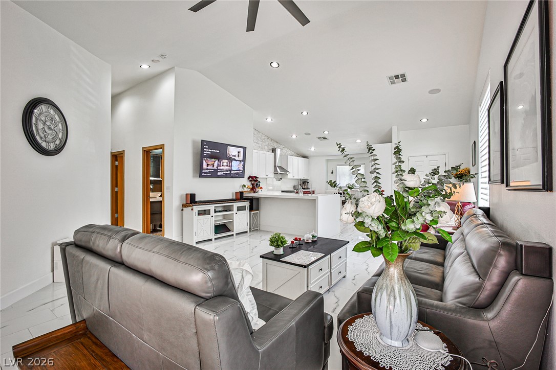 11061 Bandol Place Property Photo 13
