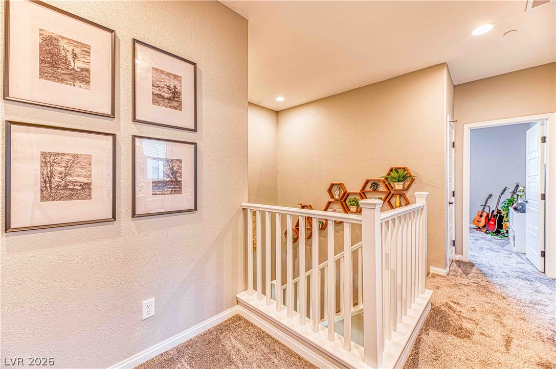 718 Cottonwood Hill Place Property Photo 15
