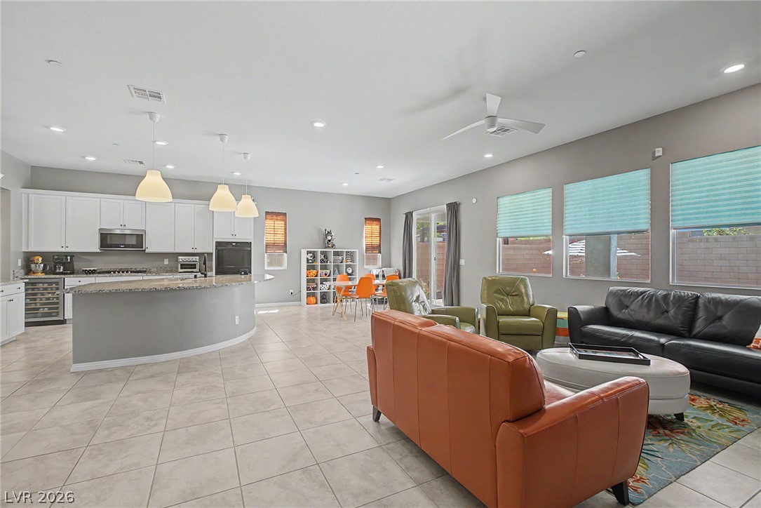 2905 Monate Court Property Photo 33