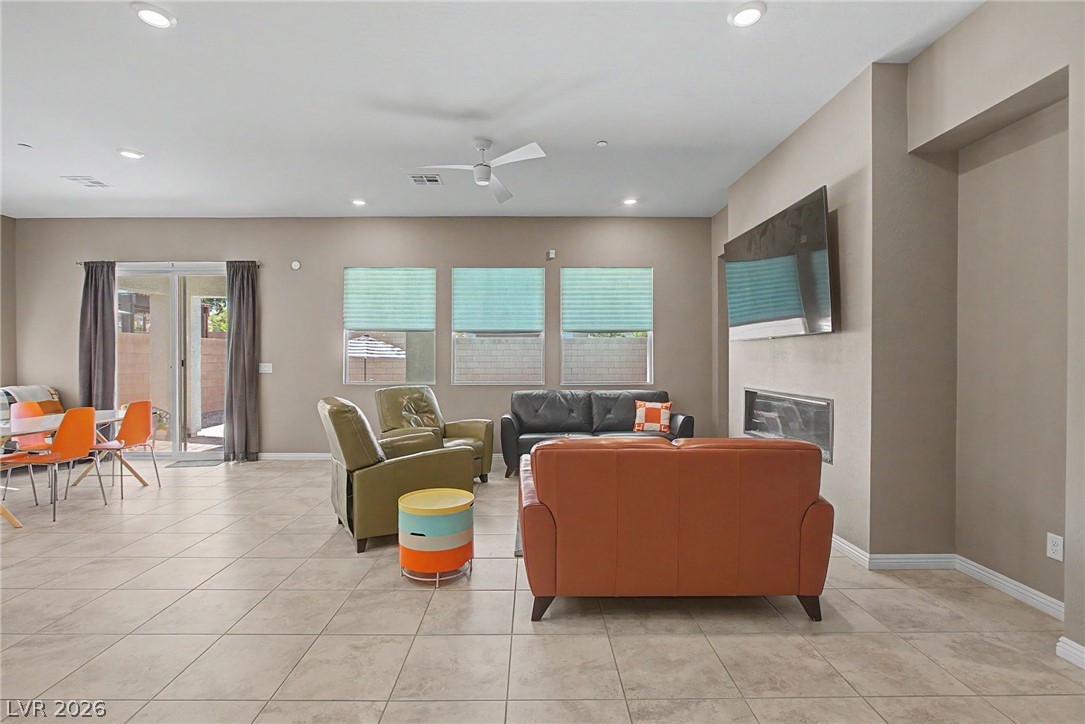 2905 Monate Court Property Photo 35