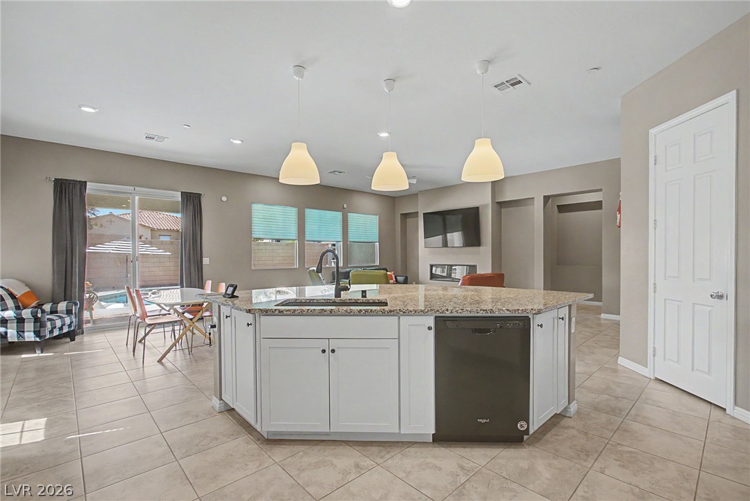 2905 Monate Court Property Photo 43