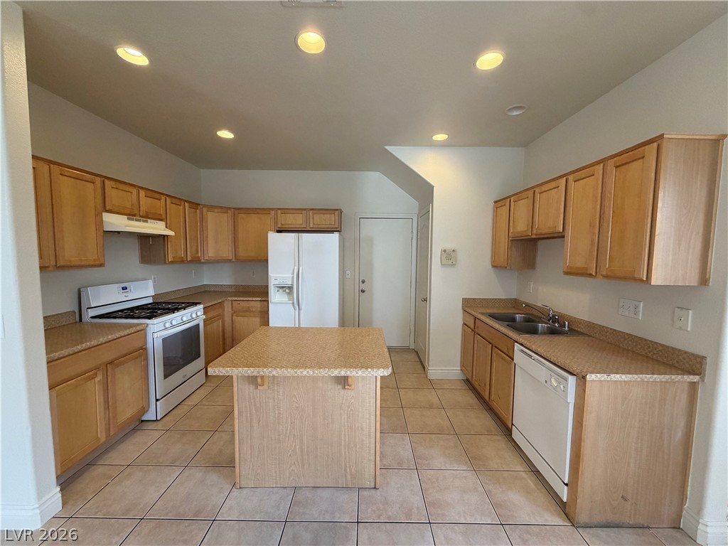 3762 Corpolo Avenue Property Photo 15