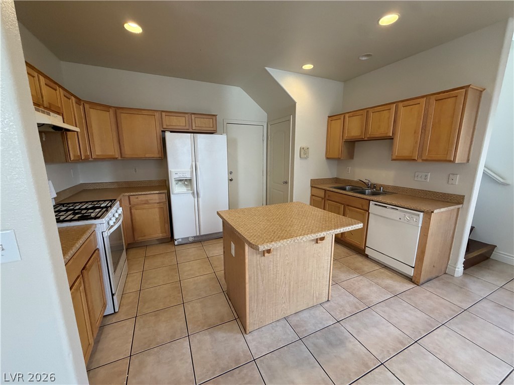 3762 Corpolo Avenue Property Photo 17
