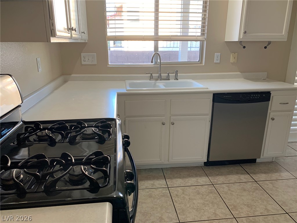 3346 Lark Bunting Street Property Photo 16