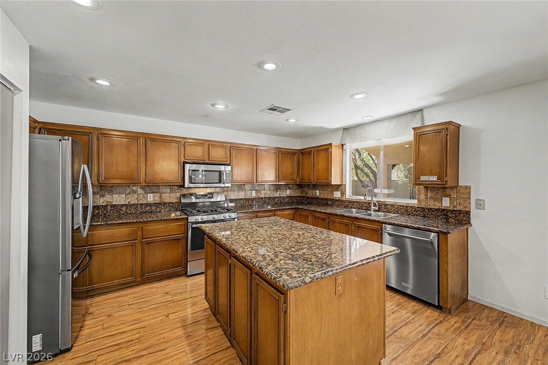 9905 Ranch Hand Avenue Property Photo 16