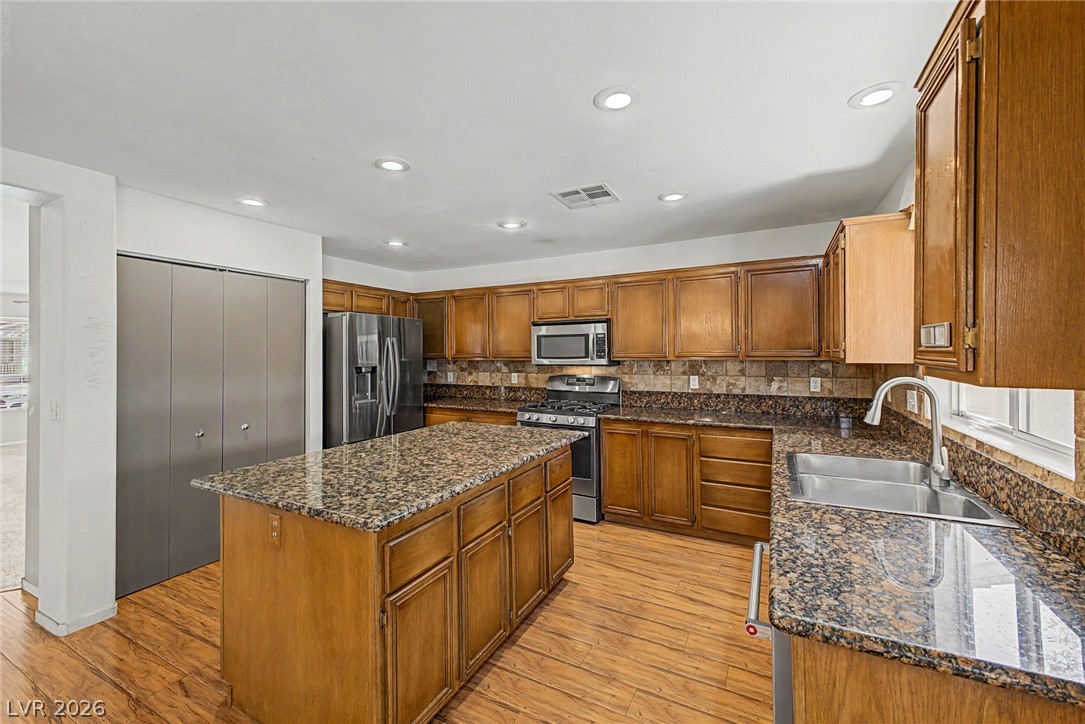 9905 Ranch Hand Avenue Property Photo 17