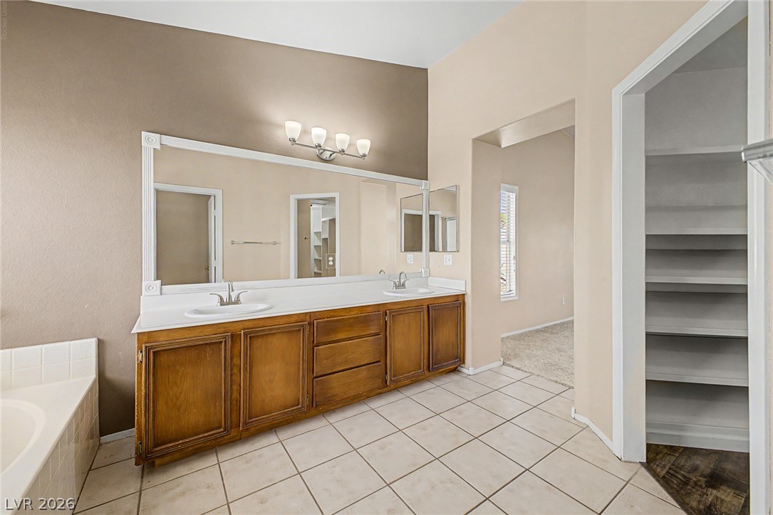 9905 Ranch Hand Avenue Property Photo 24