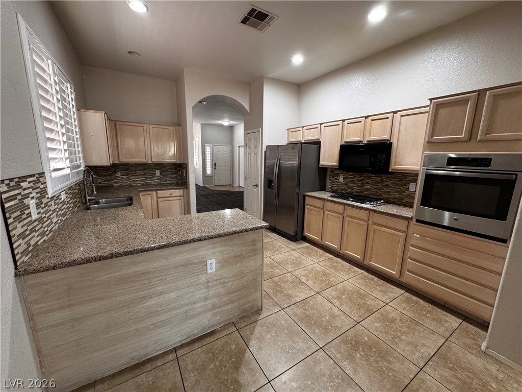 8324 Sedona Sunset Drive Property Photo 3