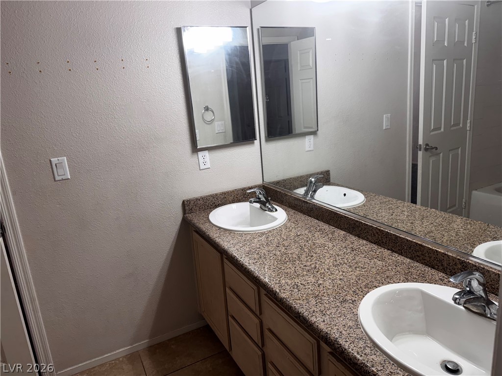 8324 Sedona Sunset Drive Property Photo 11
