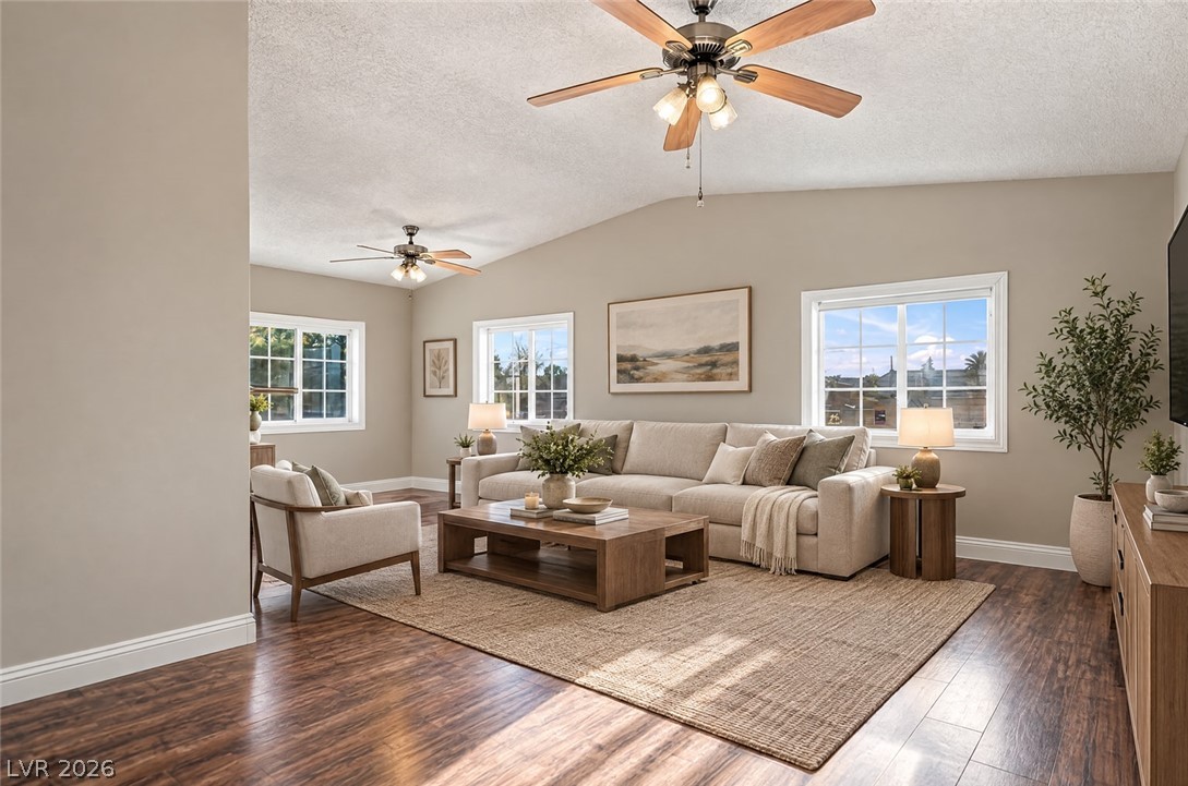 2228 Castleberry Lane Property Photo 4