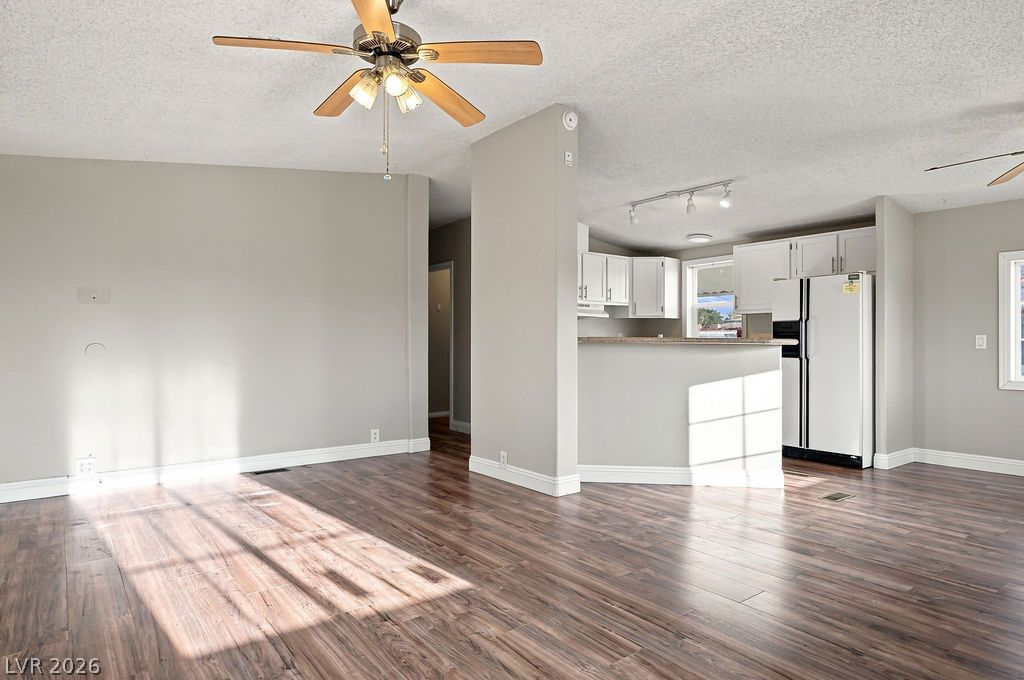 2228 Castleberry Lane Property Photo 6