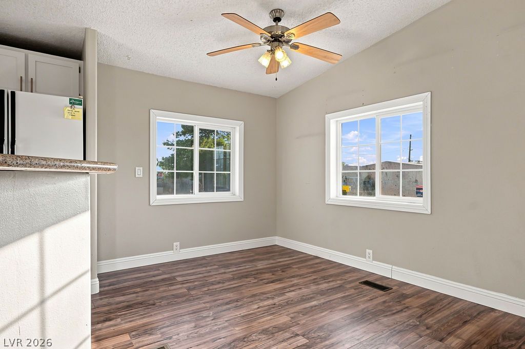 2228 Castleberry Lane Property Photo 7