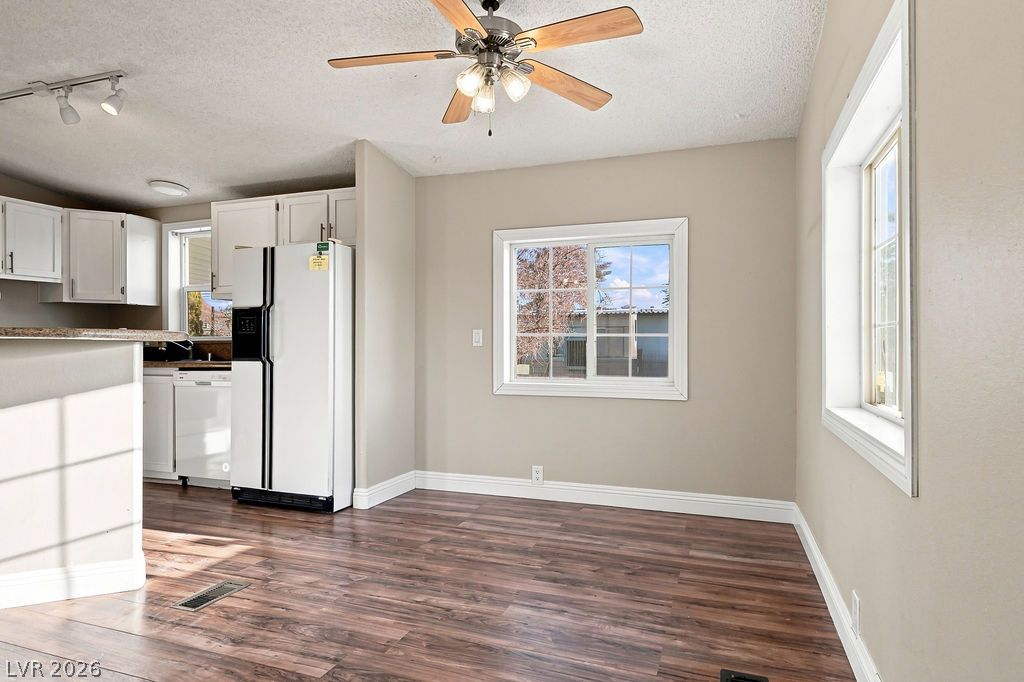 2228 Castleberry Lane Property Photo 8
