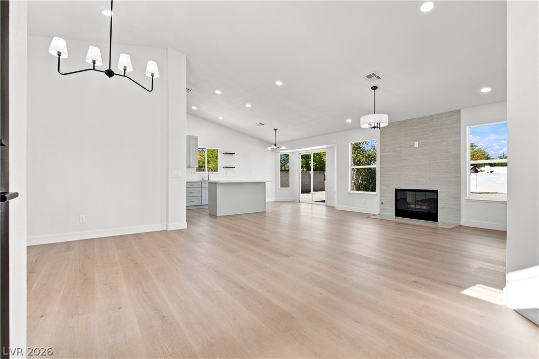4313 Valley Regents Drive Property Photo 12