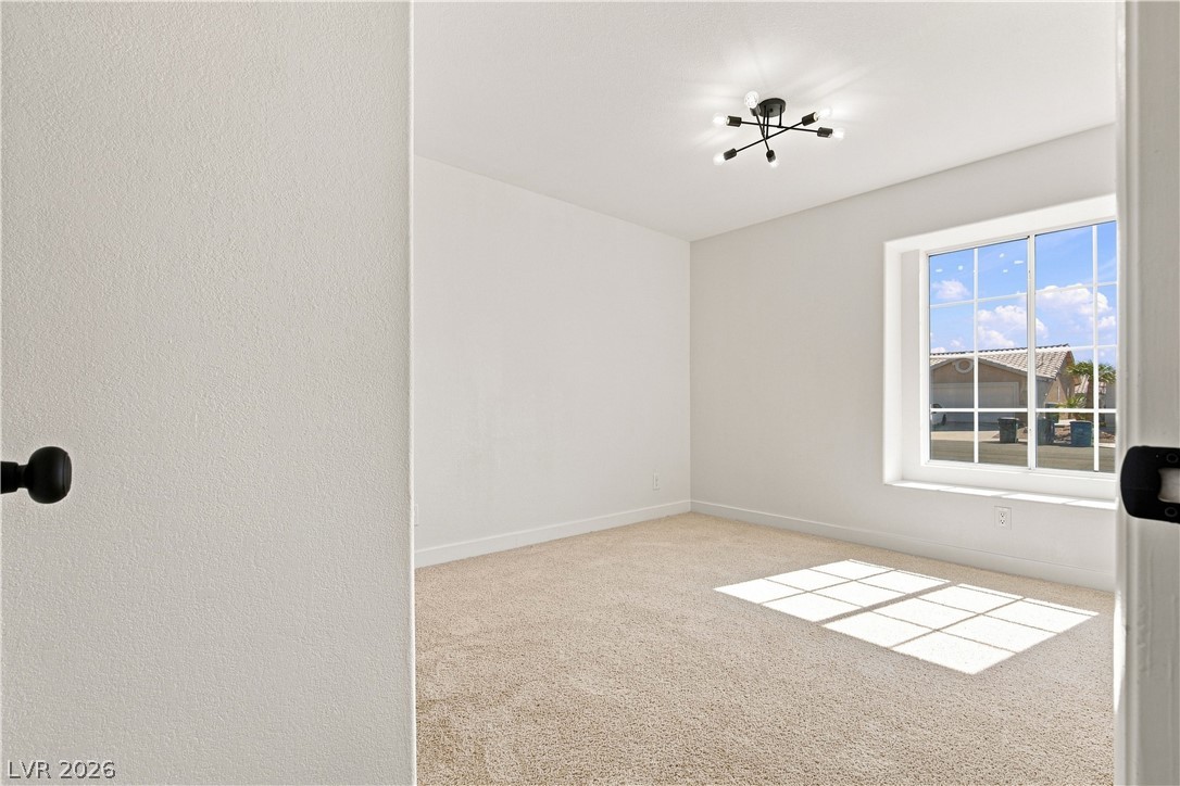 4313 Valley Regents Drive Property Photo 24