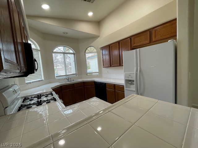 509 First Light Street Property Photo 4