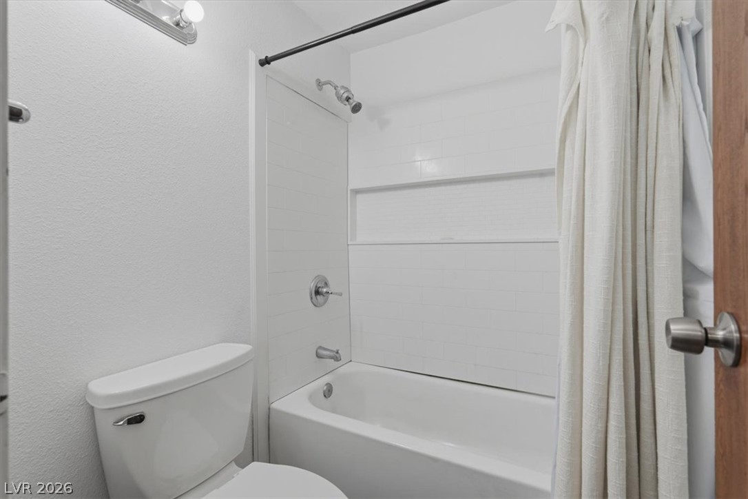 745 North Royal Crest Circle 115 Property Photo 15
