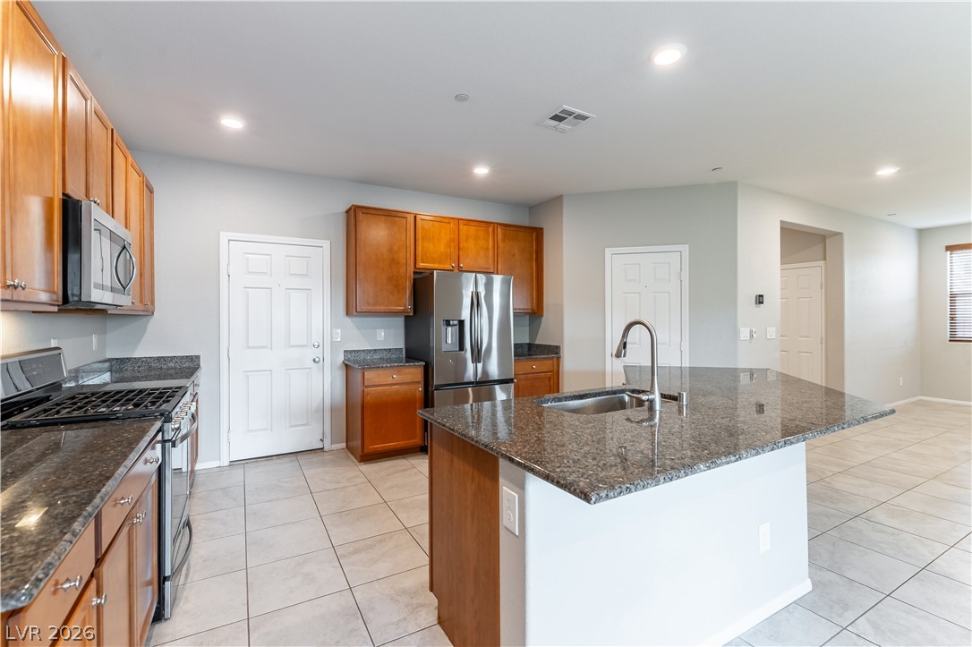 982 Twilight Glow Court Property Photo 10