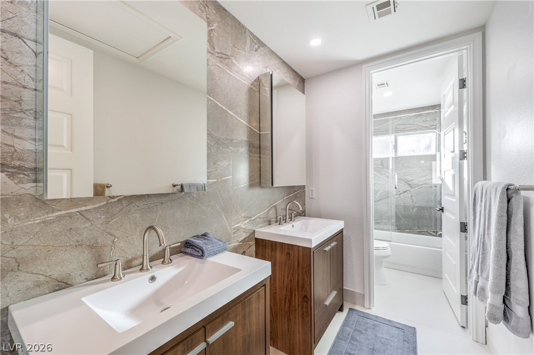 1705 Corta Bella Drive Property Photo 49