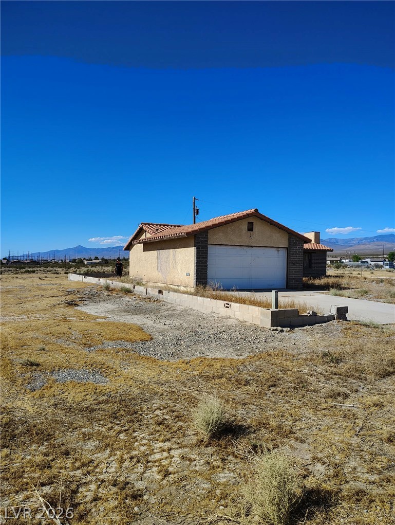 2600 Feather Street Property Photo 2