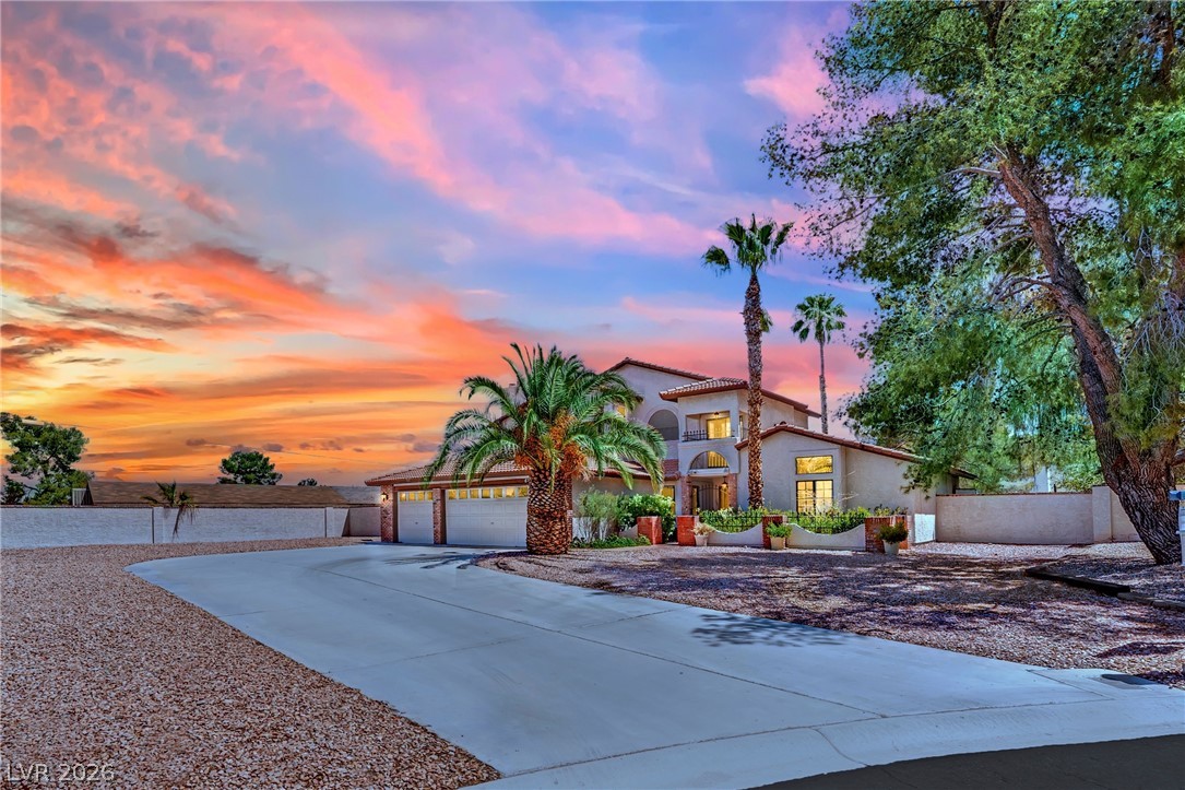 6767 Tree Haven Court Property Photo 6