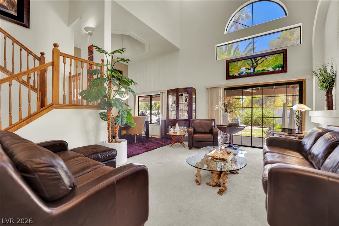 6767 Tree Haven Court Property Photo 12