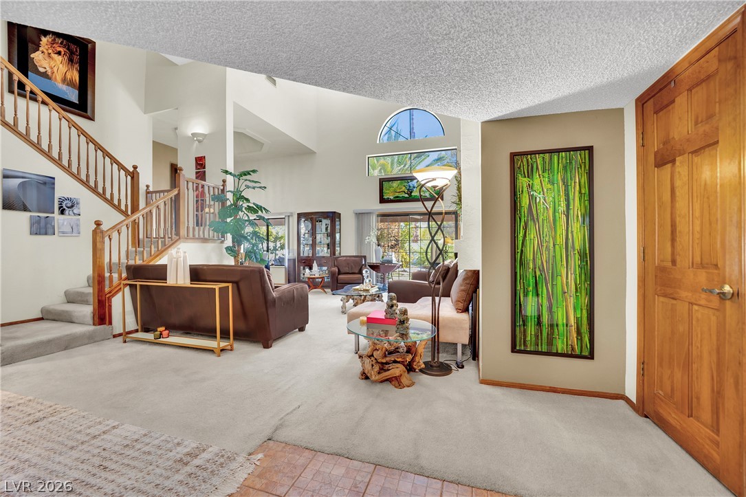 6767 Tree Haven Court Property Photo 14