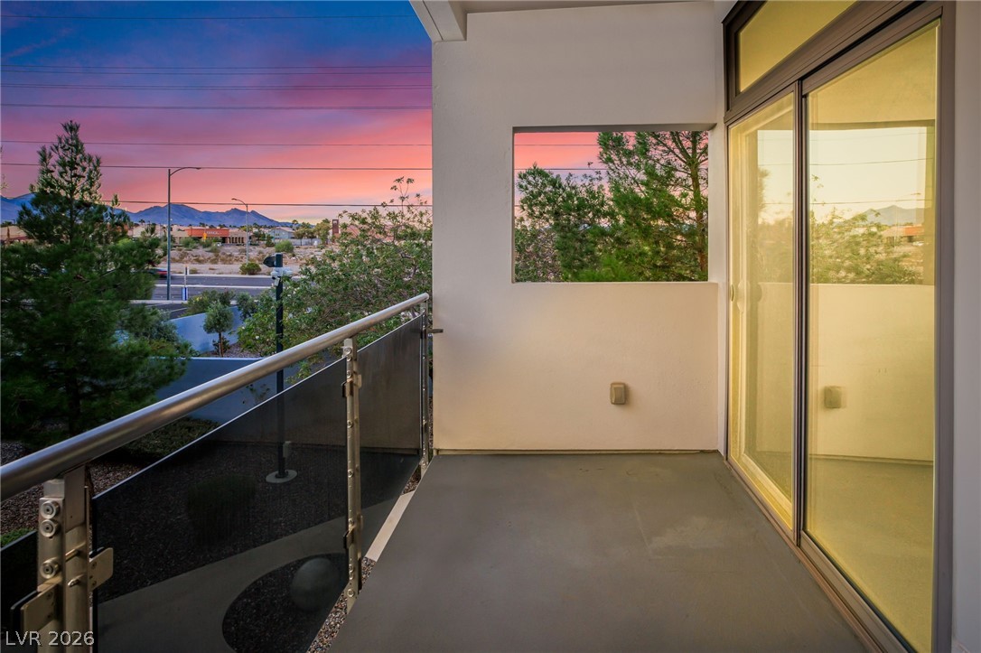 8925 West Flamingo Road 201 Property Photo 45