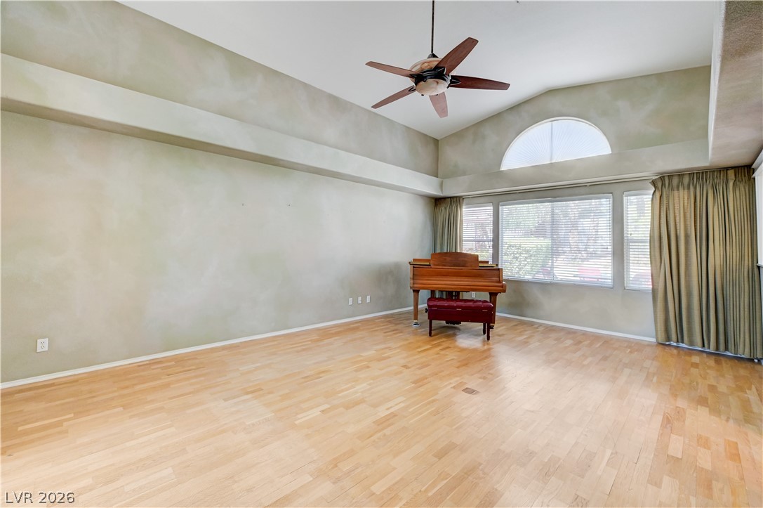 1409 Premier Court Property Photo 8