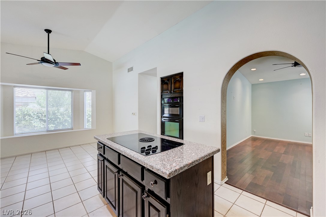 1409 Premier Court Property Photo 18