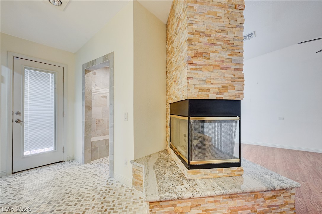 1409 Premier Court Property Photo 35