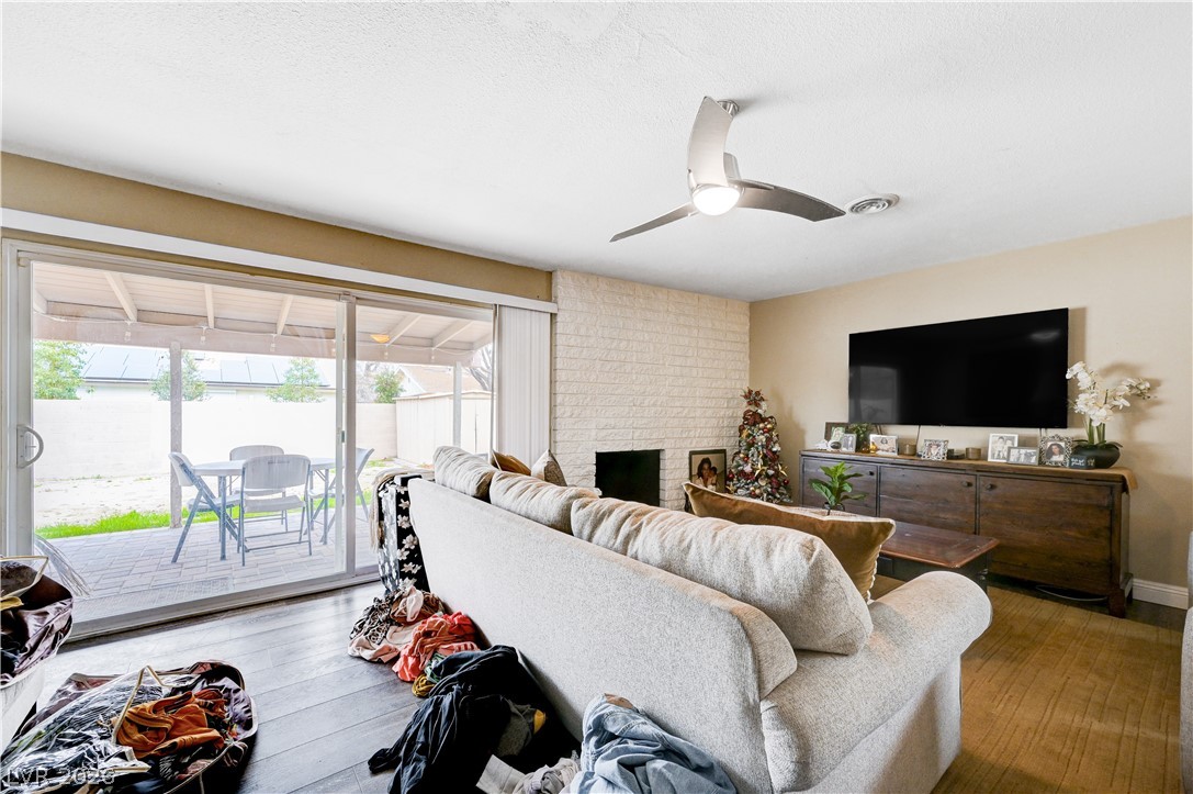 2704 West Oakey Boulevard Property Photo 19