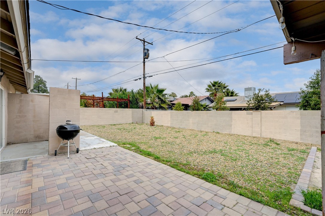 2704 West Oakey Boulevard Property Photo 31