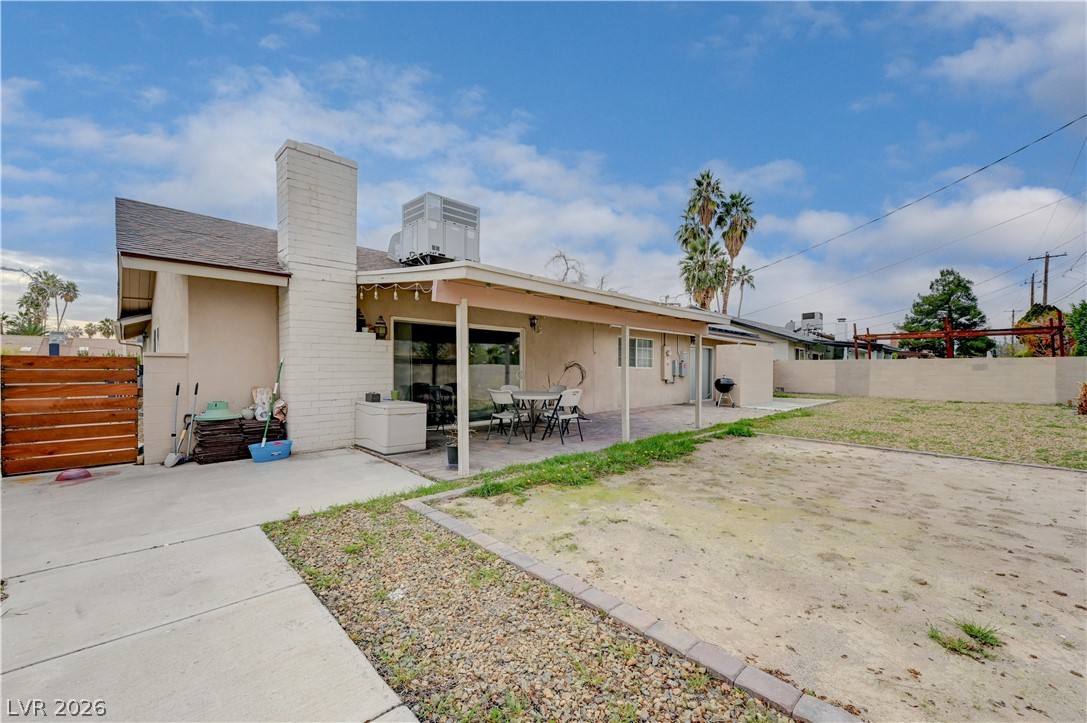 2704 West Oakey Boulevard Property Photo 39