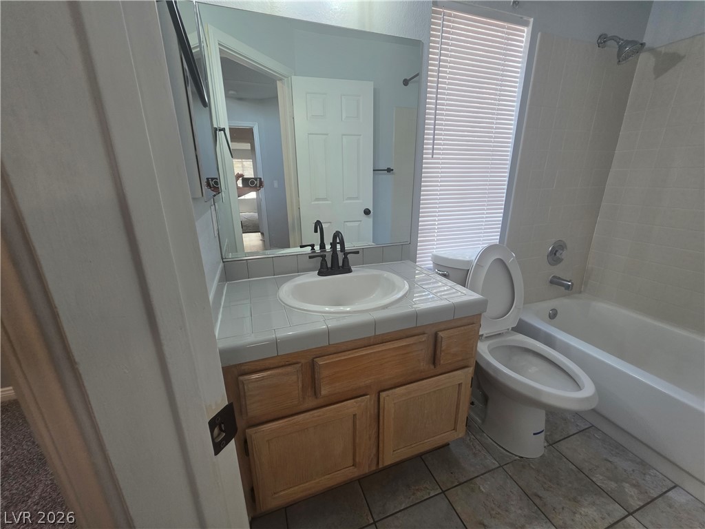 5027 Strauss Drive Property Photo 10