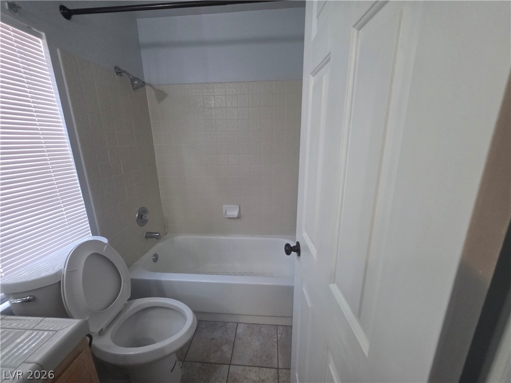 5027 Strauss Drive Property Photo 11