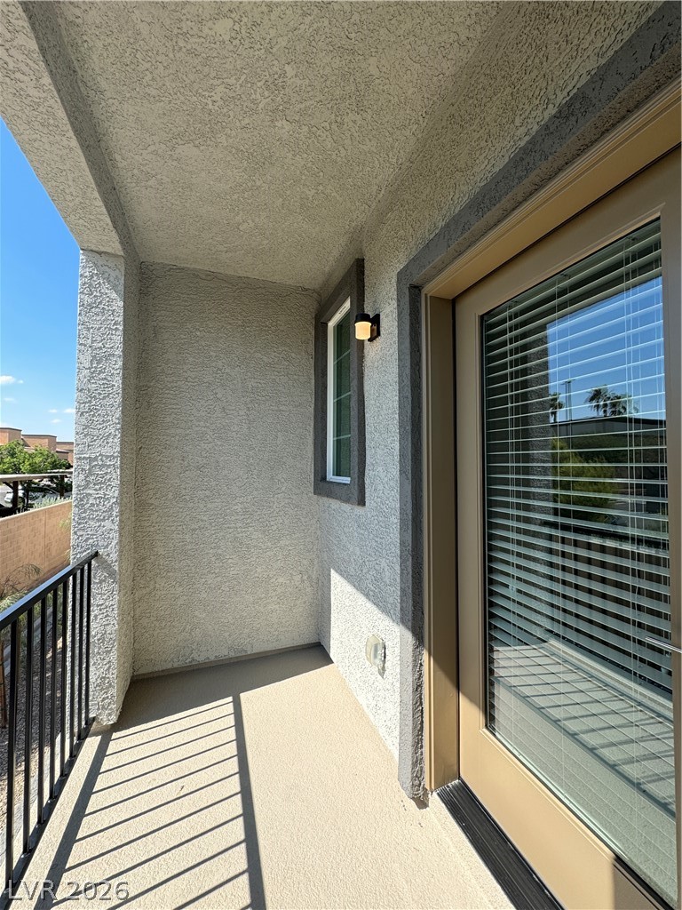 6181 Garden Crest Street Property Photo 25