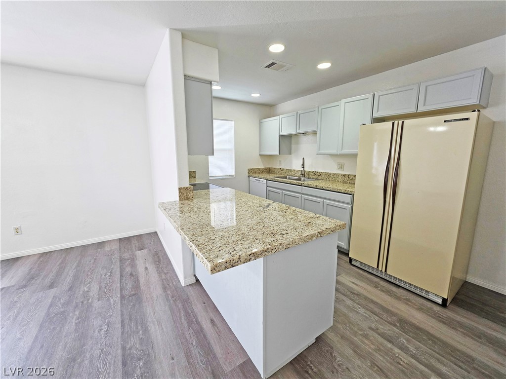 670 Bourbon Street 2 Property Photo 10