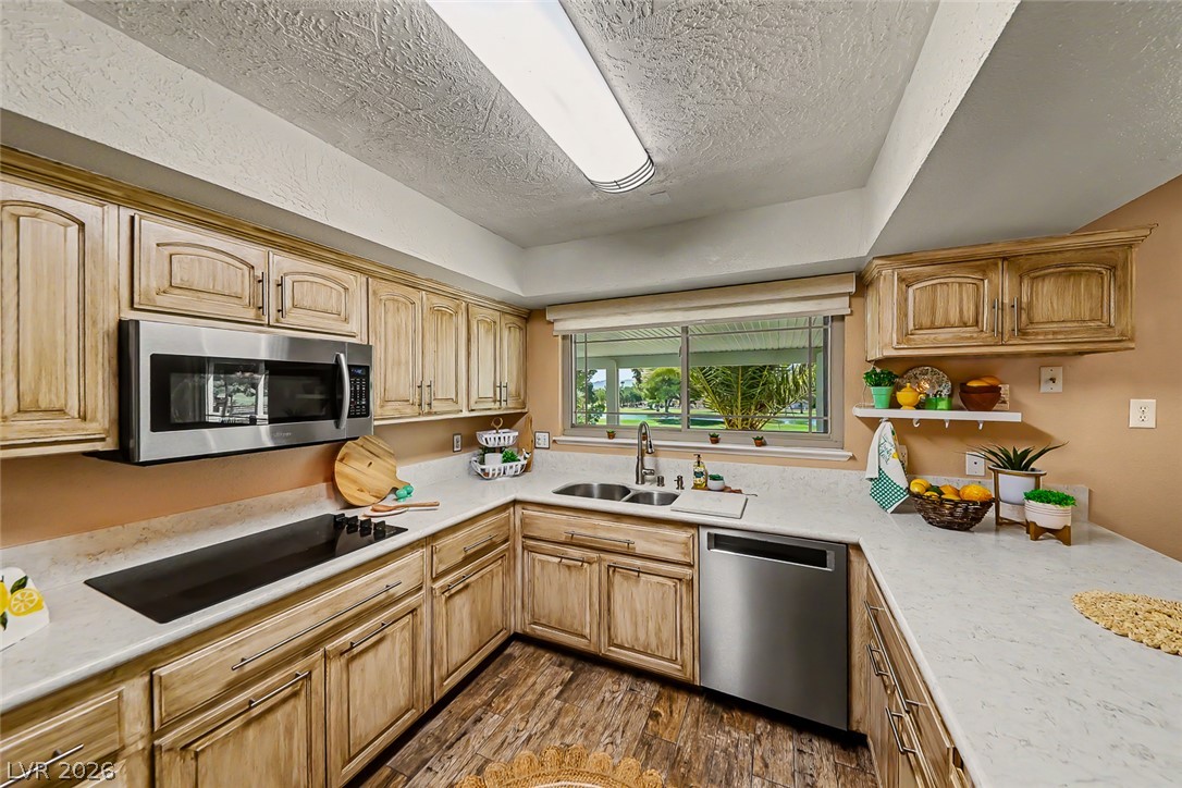 893 Fairway Drive Property Photo 8
