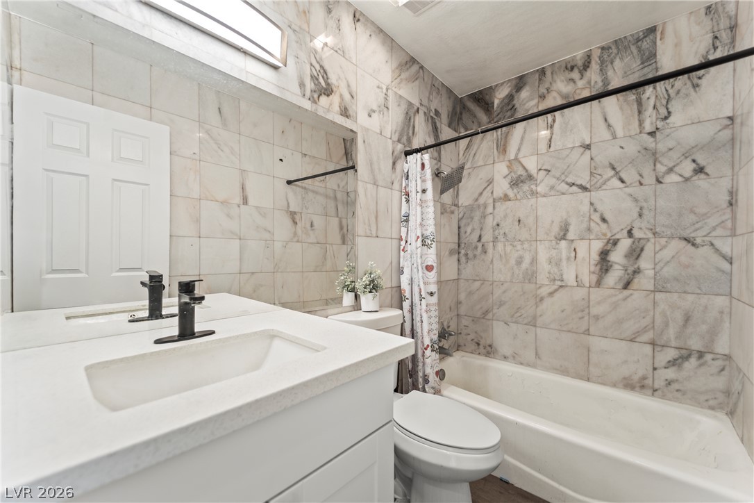 1403 Santa Anita Drive A Property Photo 7