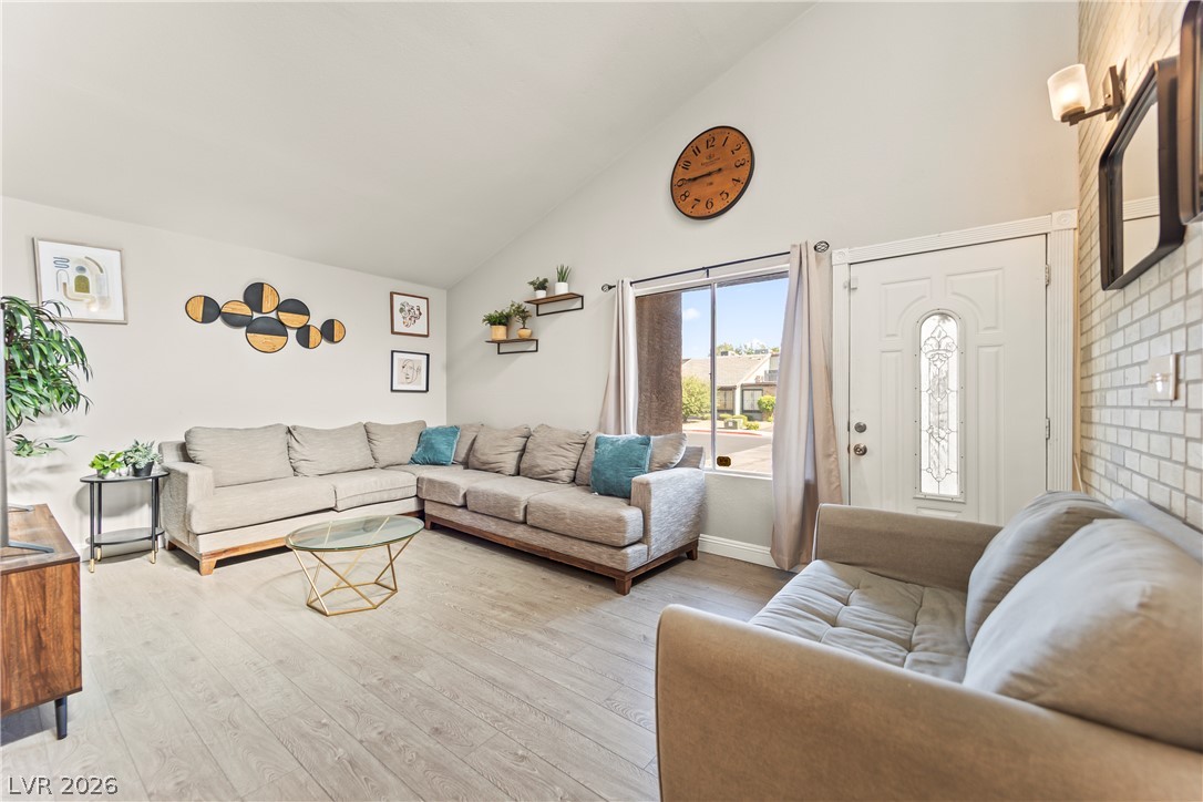 1403 Santa Anita Drive A Property Photo 17