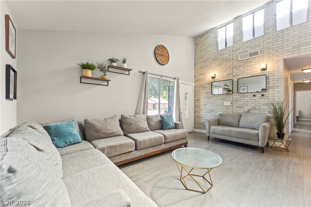 1403 Santa Anita Drive A Property Photo 18