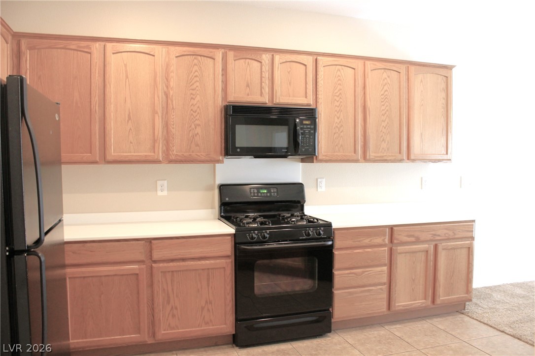 2212 Sawtooth Mountain Drive Property Photo 14