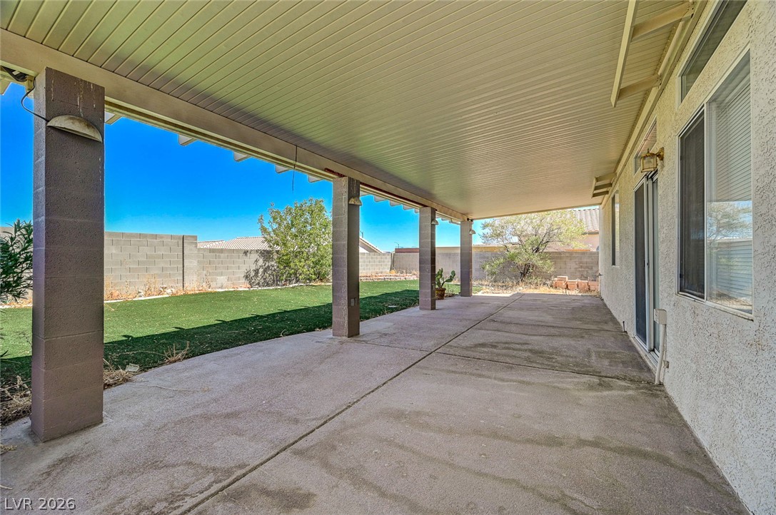 5216 Wild Orchid Street Property Photo 8