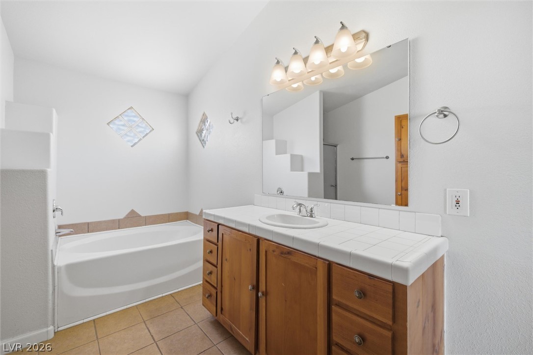 200 West Eton Street Property Photo 8