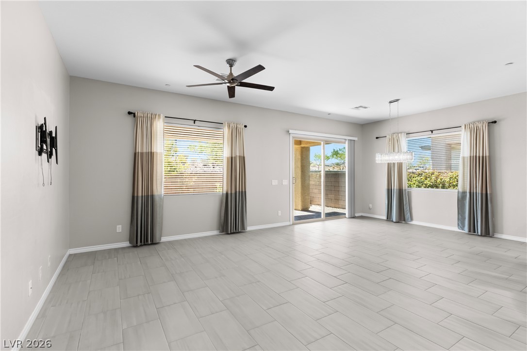 652 Longfeather Street Property Photo 13
