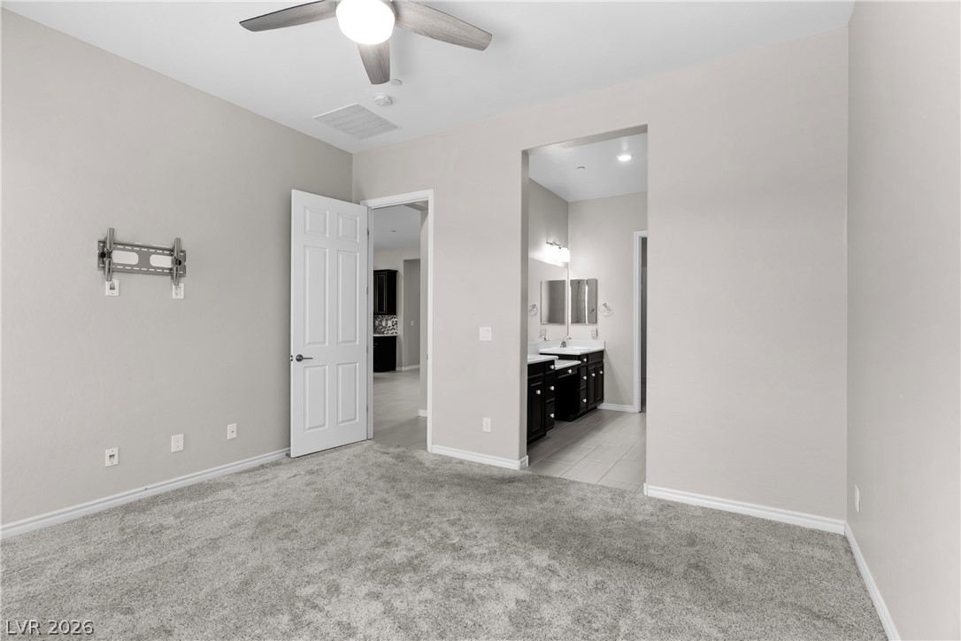 652 Longfeather Street Property Photo 21